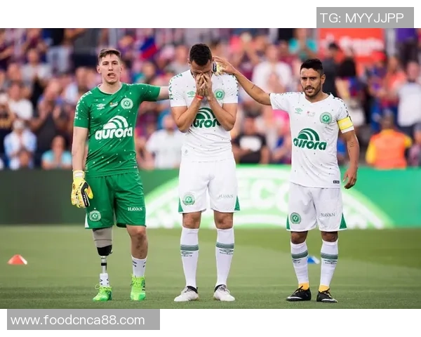 足球降级之路解析与球队重生的希望探讨